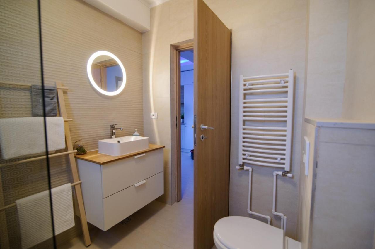 Ari Beach Apartment Нэводари Экстерьер фото